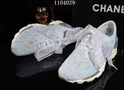 chaussure chanel blanche